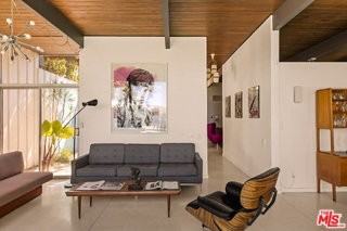 4965 Calvin Ave - Photo 6 of 8