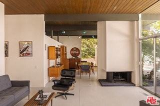 4965 Calvin Ave - Photo 7 of 8