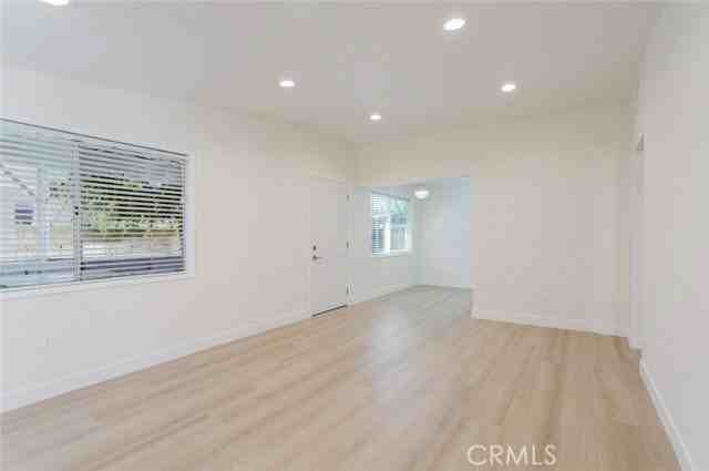 16404 Donmetz St - Photo 4 of 8