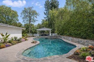 5220 Melvin Ave - Photo 2 of 8