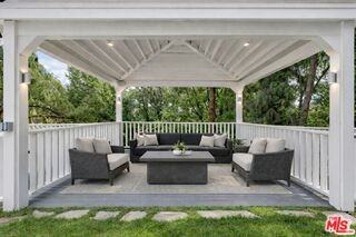 5220 Melvin Ave - Photo 3 of 8