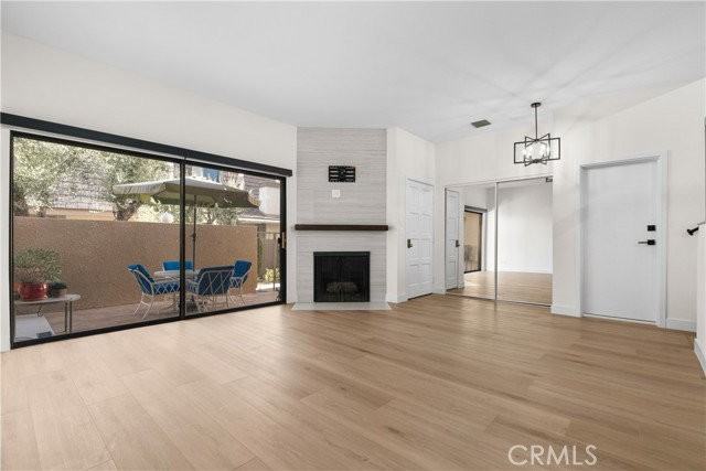 18417 Collins St #D - Photo 4 of 8