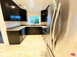 14744 Magnolia Blvd - Photo 6 of 8