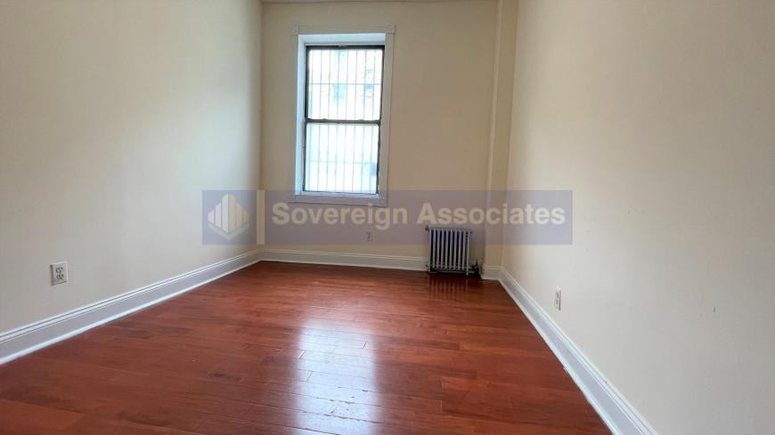 270 Fort Washington Ave - Photo 5 of 10