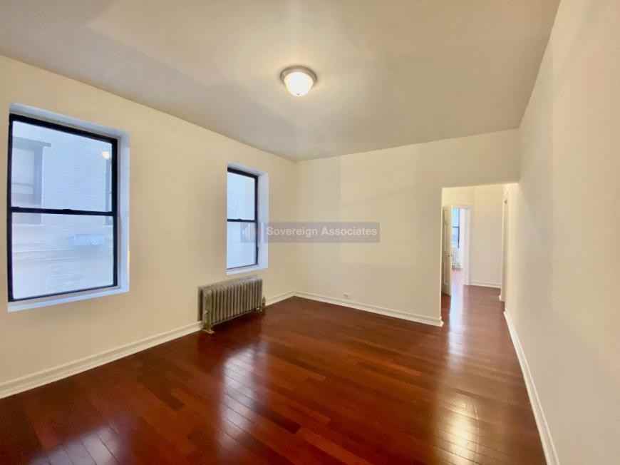 250 Fort Washington Ave - Photo 5 of 10