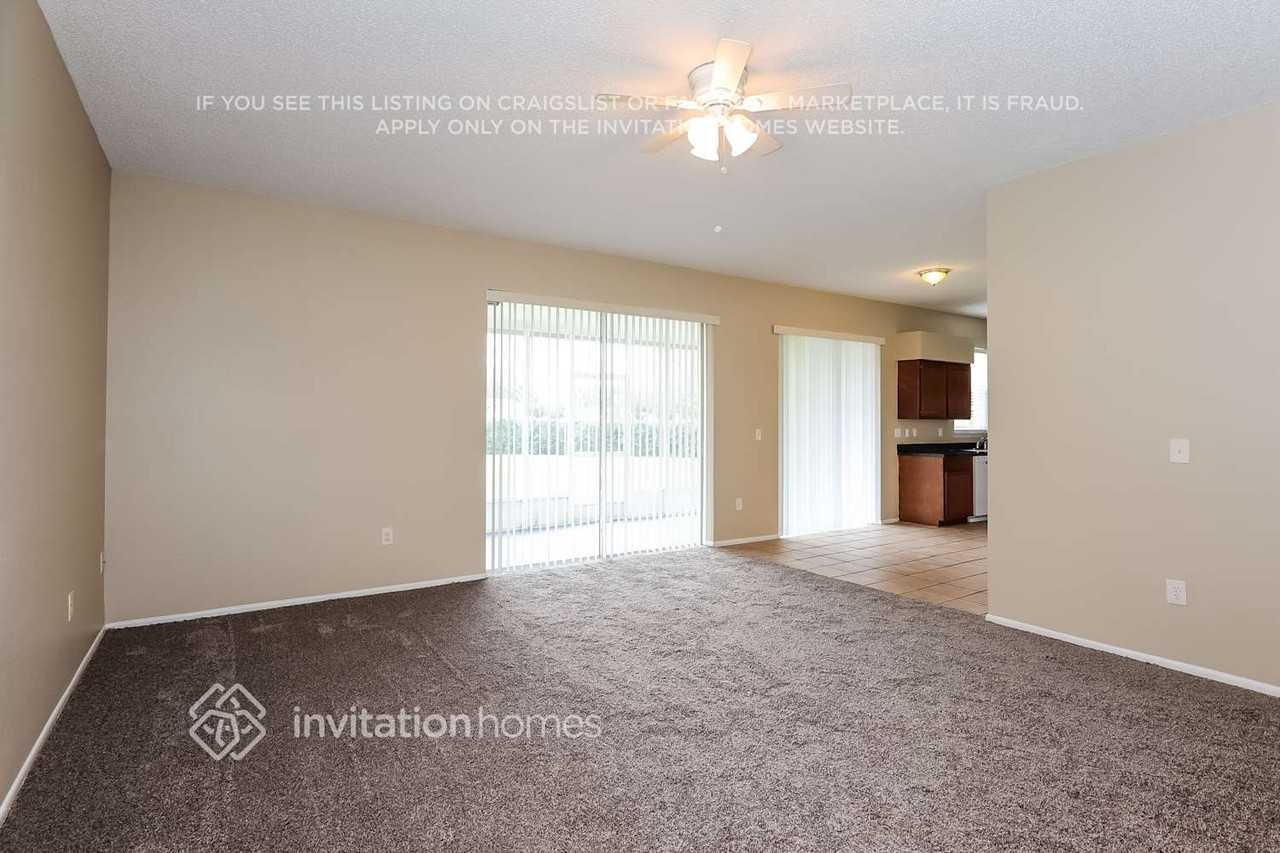 11109 Whittney Chase Dr - Photo 7 of 21