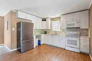 featured image of Midage Ln