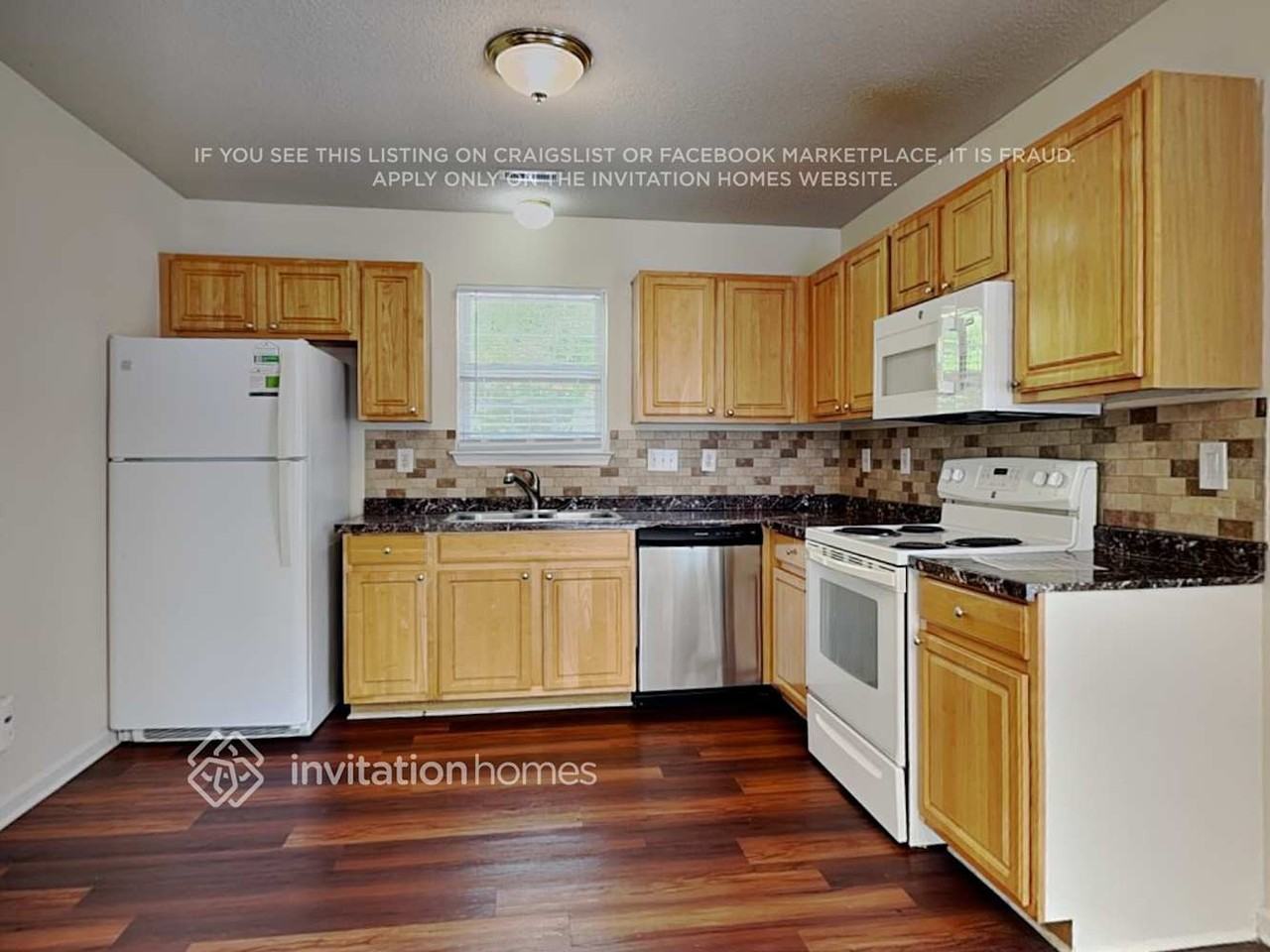 3417 Hunting Wood Ct - Photo 7 of 17
