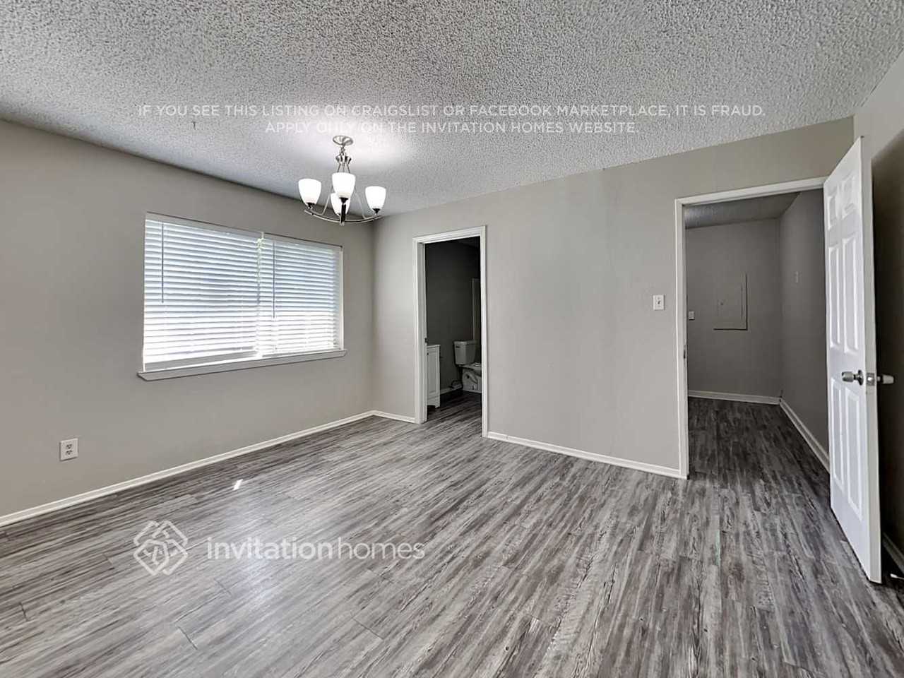 122 Cooper St - Photo 7 of 18