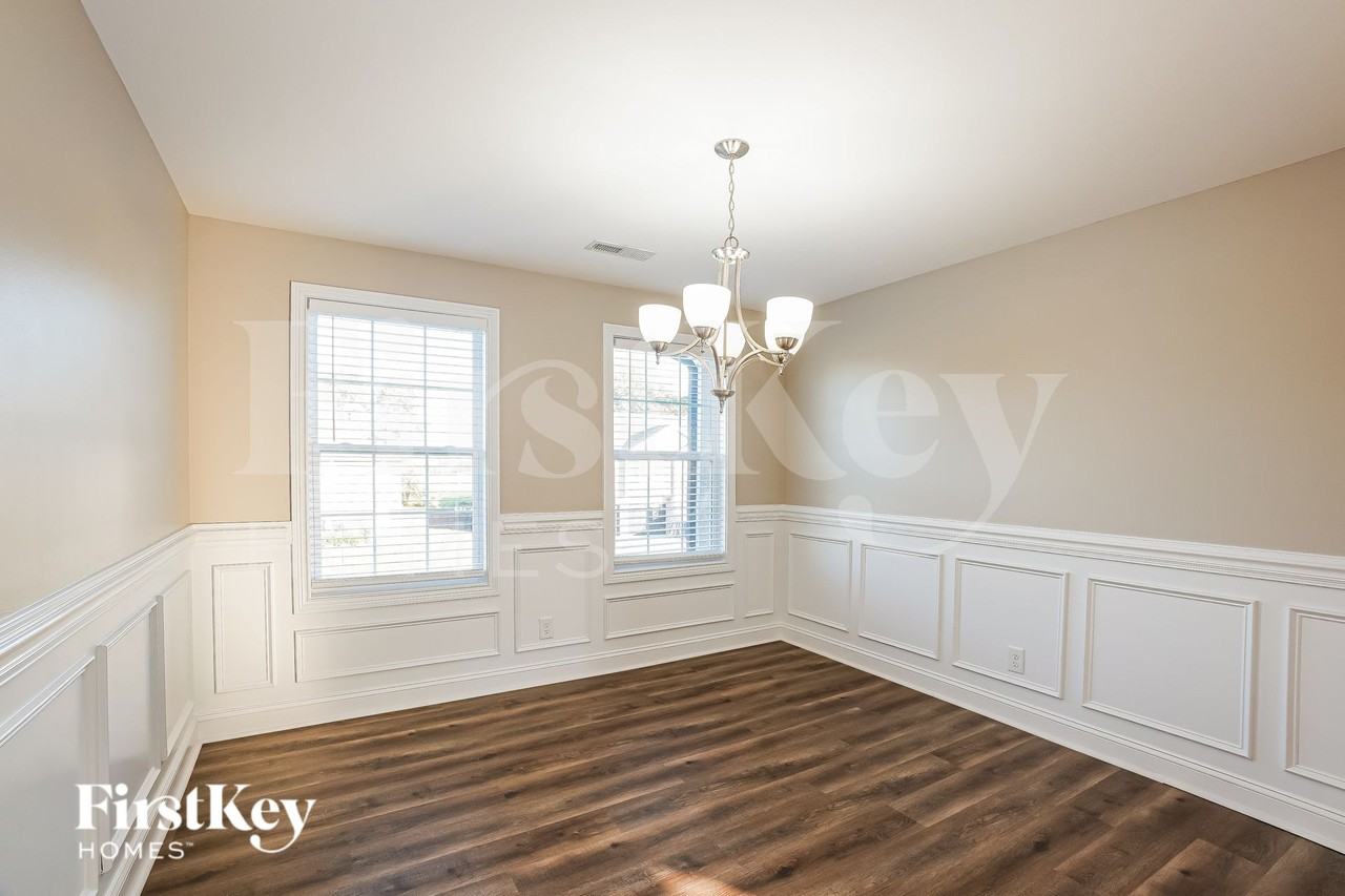 2592 Hattington Dr - Photo 5 of 19