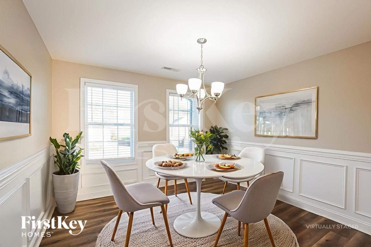 2592 Hattington Dr - Photo 6 of 19