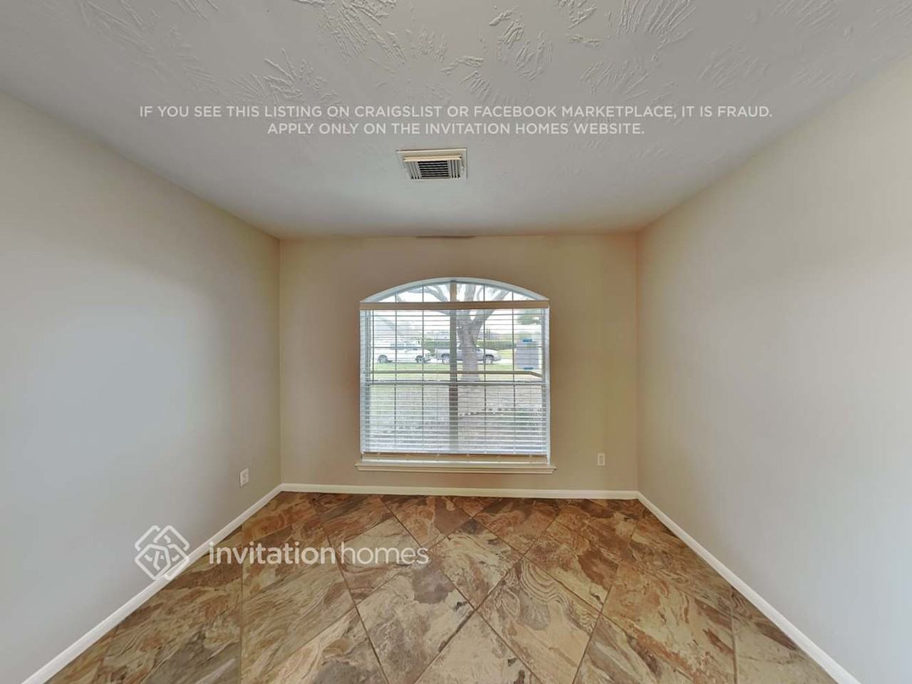 11223 S Country Club Green Dr - Photo 6 of 27