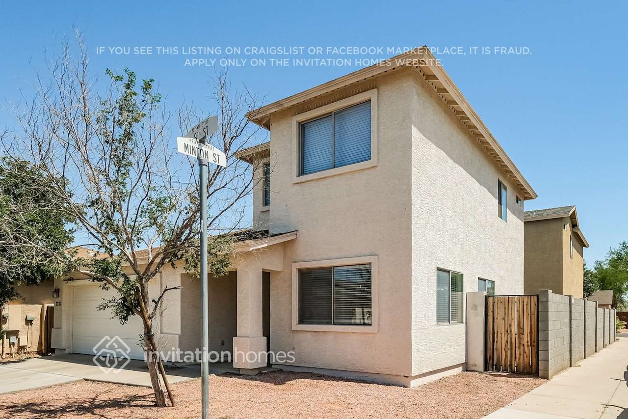 7213 S 8th St - Photo 4 of 18