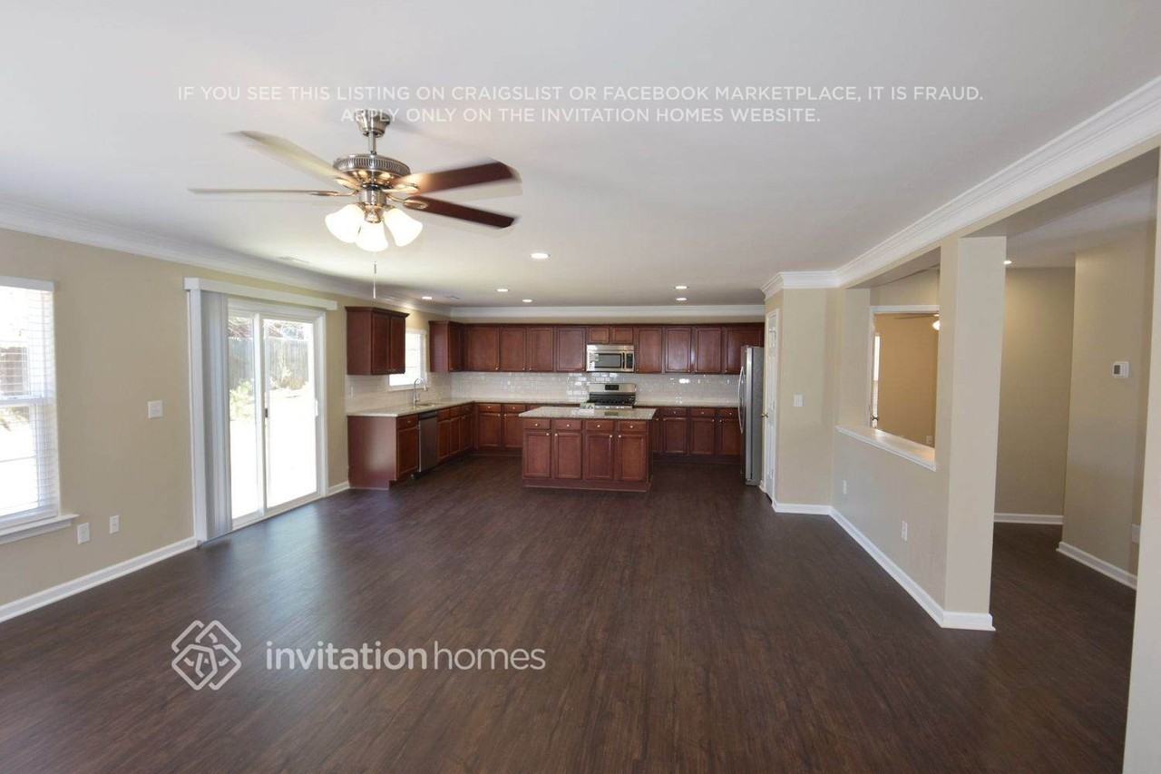 2936 Roundleaf Ct - Photo 5 of 16