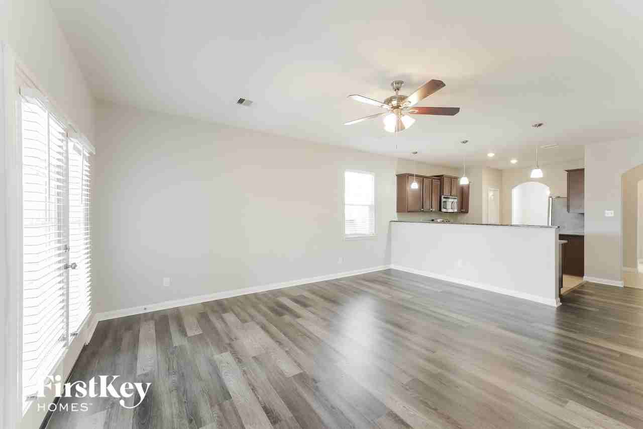 25069 Authors Dr - Photo 2 of 15