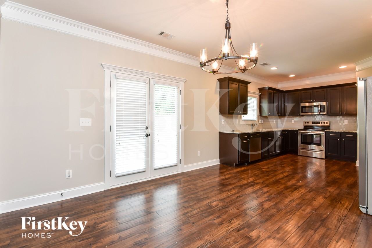 2101 Braswell Ln - Photo 4 of 15