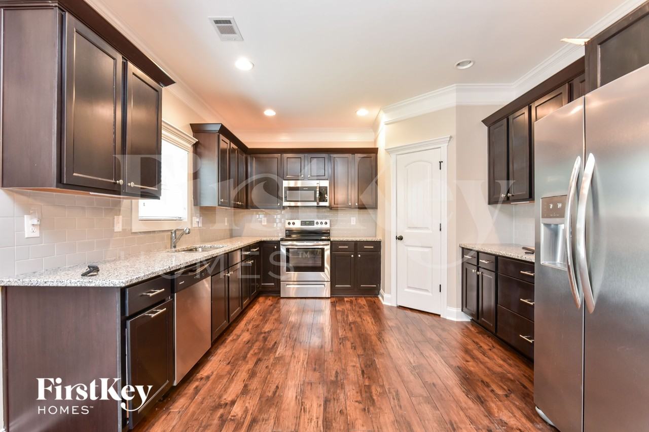 2101 Braswell Ln - Photo 5 of 15