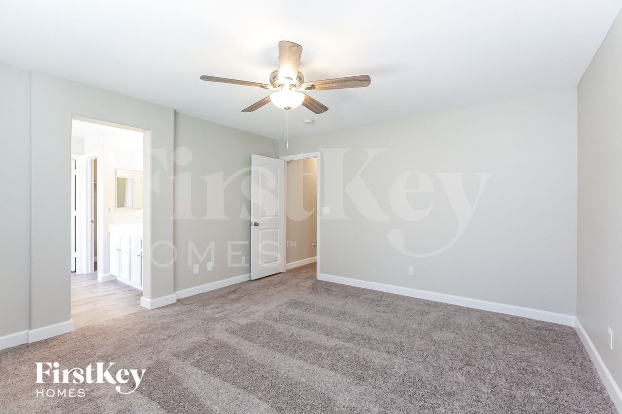 8794 Timberleaf Ct - Photo 7 of 15