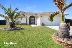 featured image of 4028 Ne 10th Pl