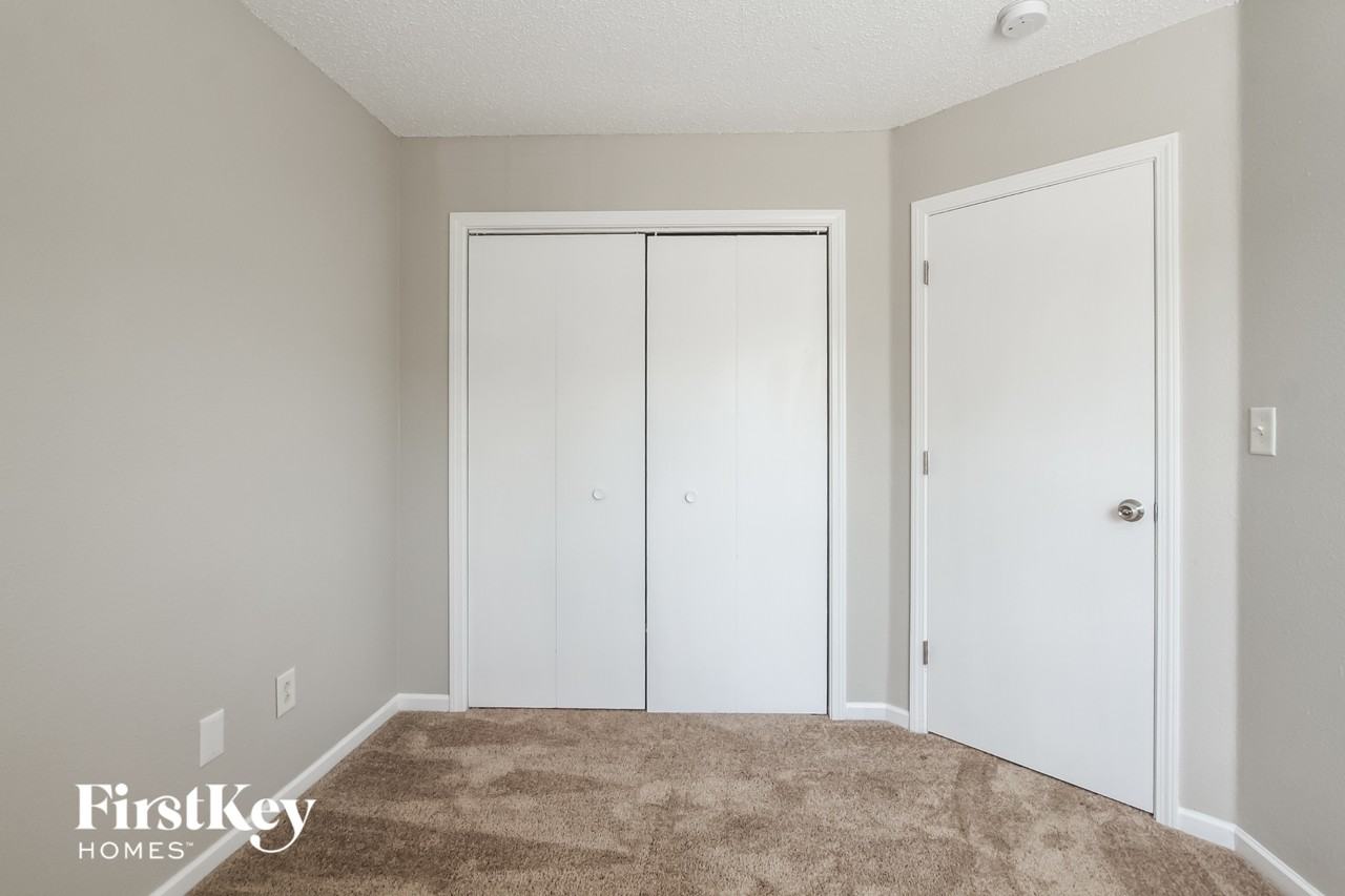 9762 Trail Dr - Photo 7 of 15