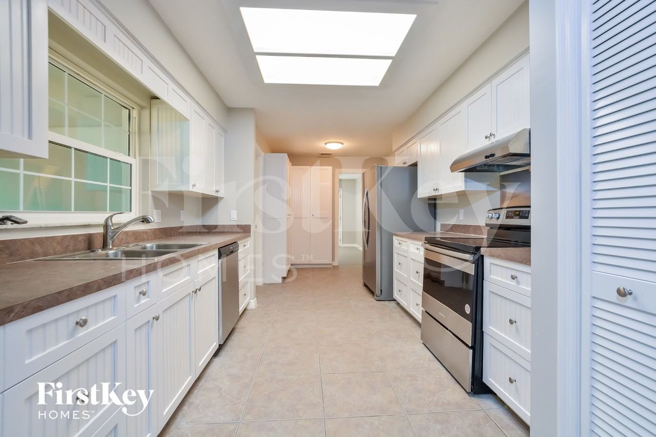 971 Buttercup Ter - Photo 5 of 15