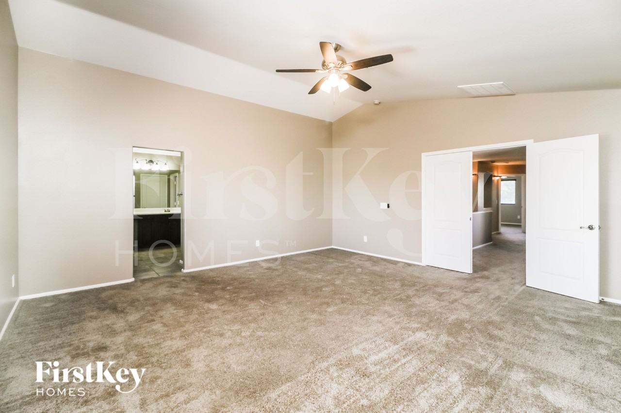 40133 W Sanders Way - Photo 7 of 15