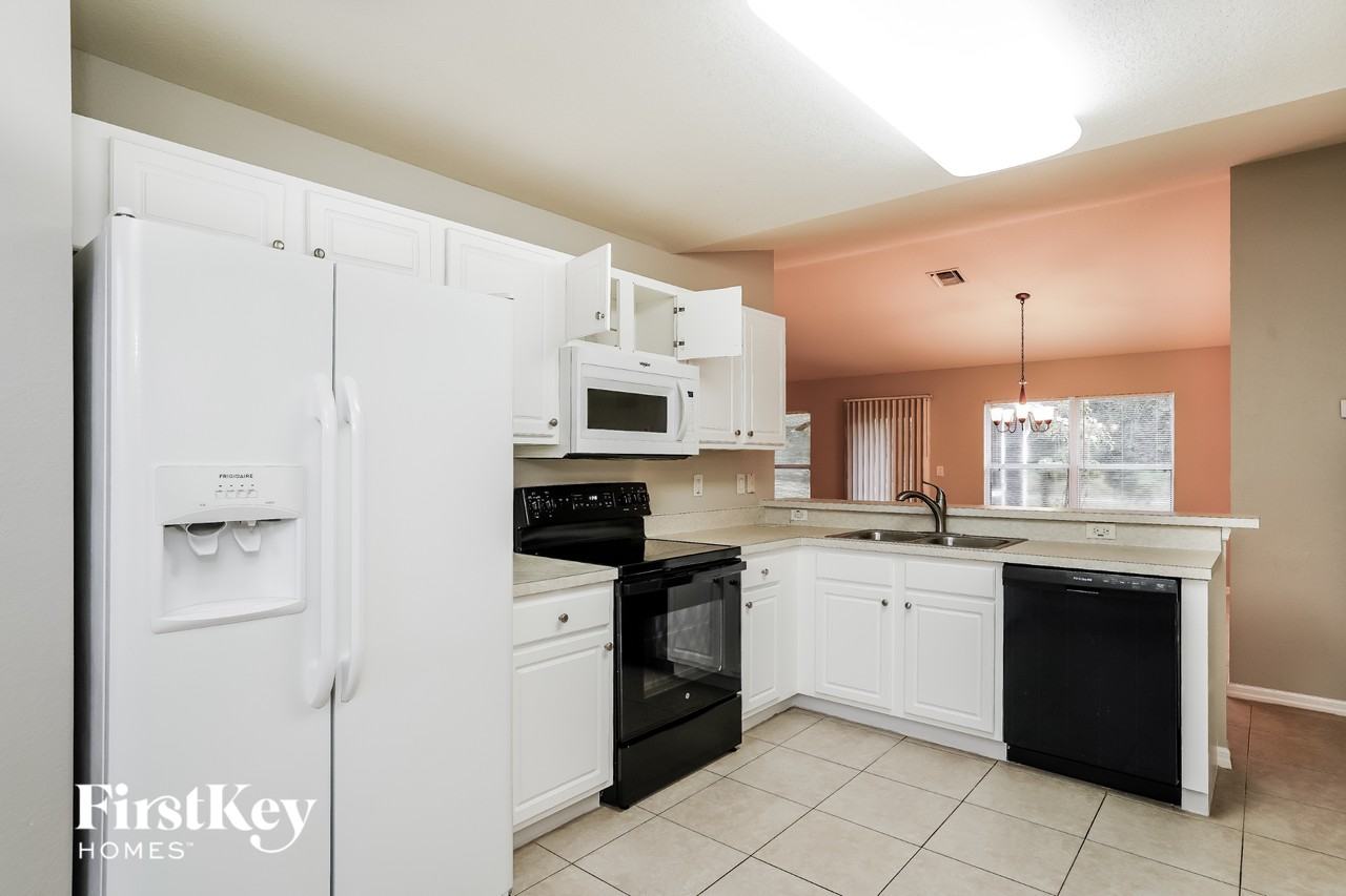 226 North Ave - Photo 7 of 15