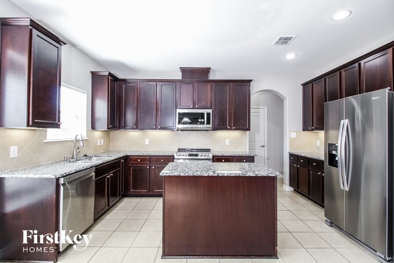 11708 Cape Cod Springs Dr - Photo 5 of 15