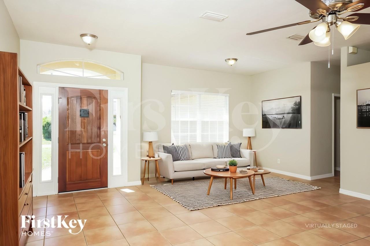 4013 Joann Ter - Photo 3 of 20