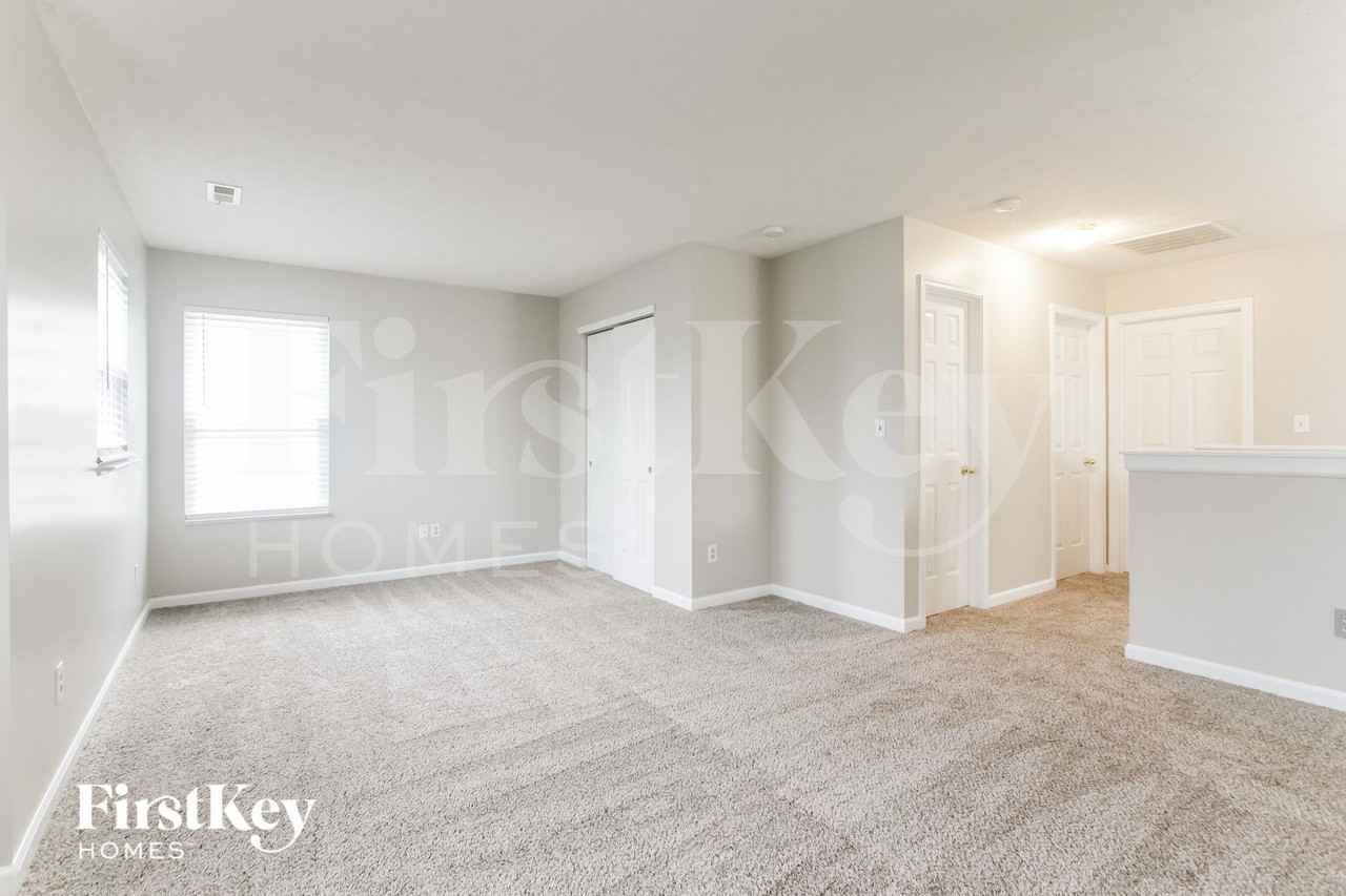 8051 Little River Ln - Photo 6 of 15