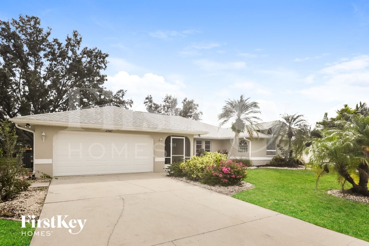 27065 Formosa Dr - Photo 2 of 16