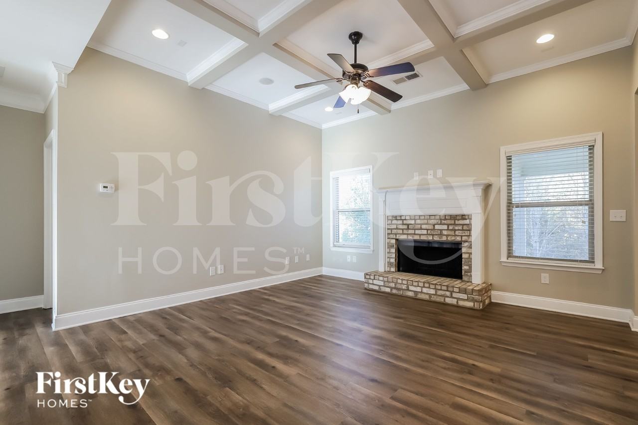 4351 Highland Gate Pkwy - Photo 4 of 15