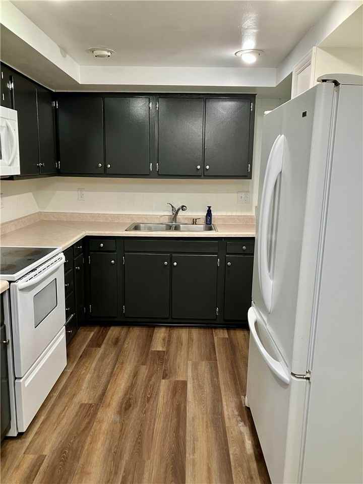 4506 Powell Rd - Photo 7 of 24