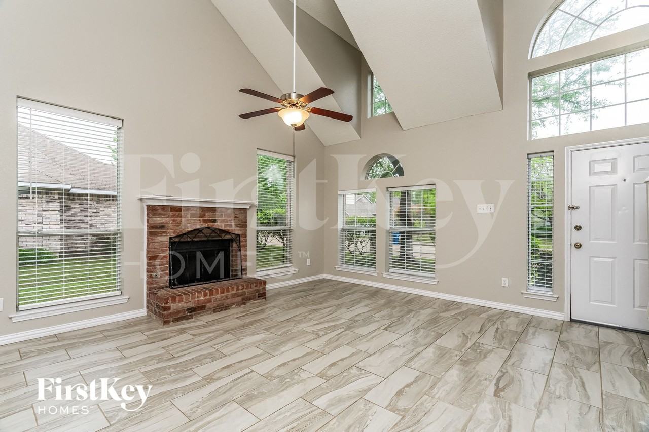 3083 Wildflower Way - Photo 3 of 15