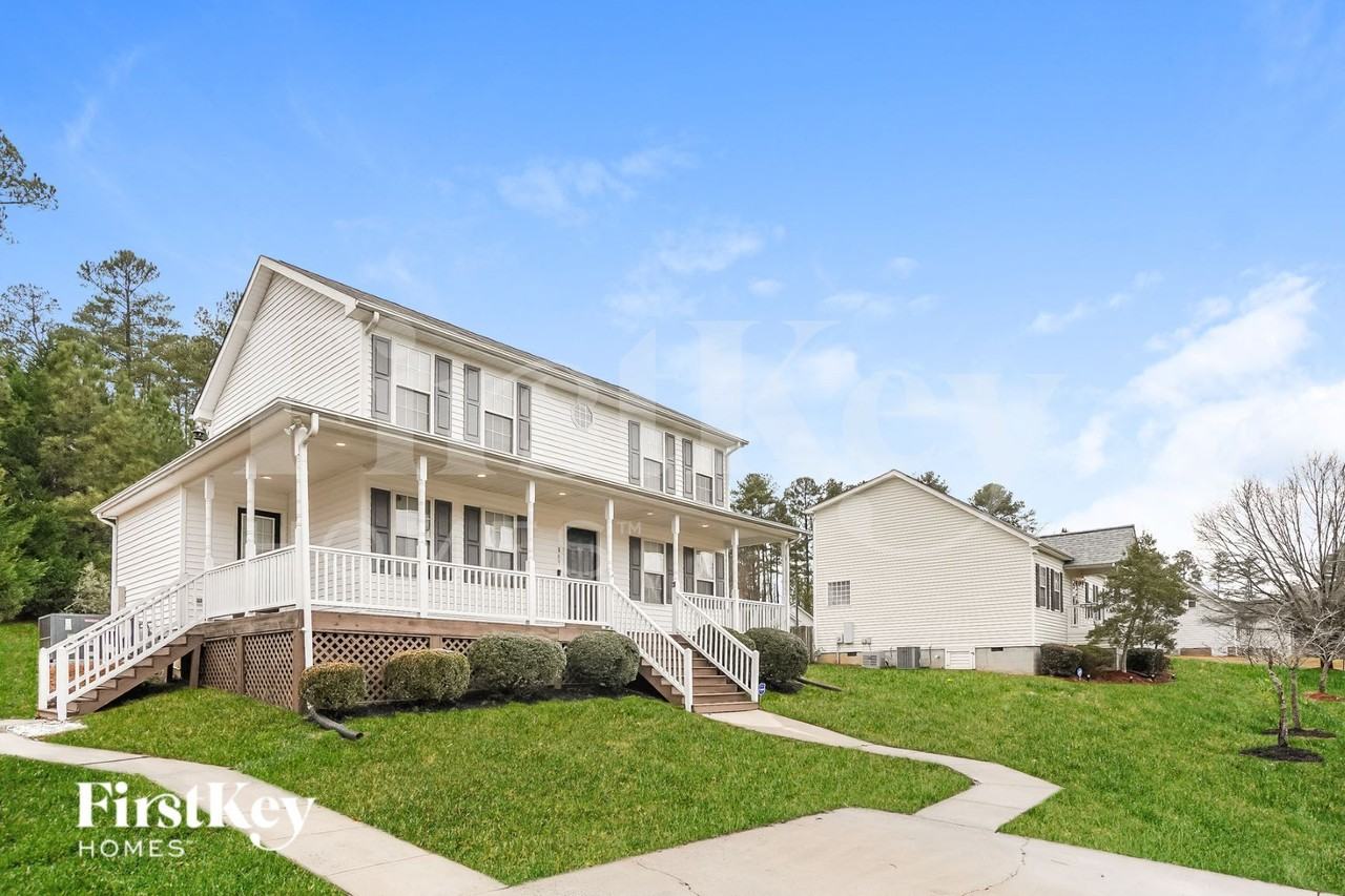 809 Hounds Chase Dr - Photo 2 of 15