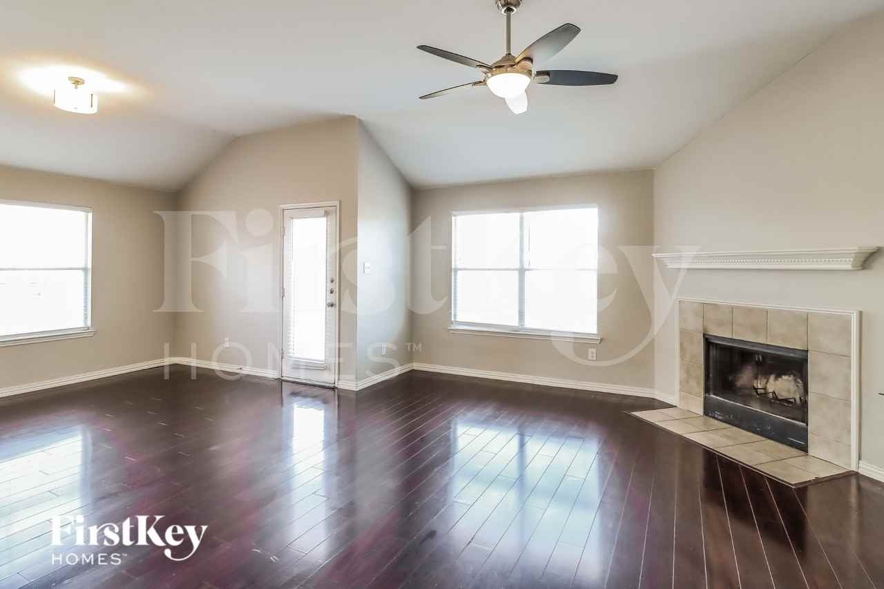 14048 Tanglebrush Trl - Photo 5 of 19