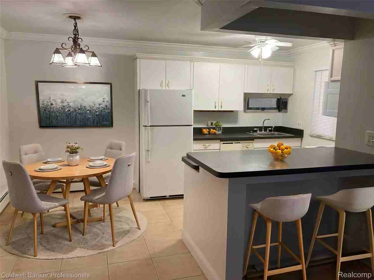 475 S Adams - Unit #8 - Photo 5 of 9