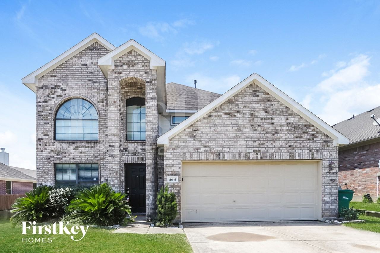 8015 N Tarrytown Crossing Dr - Photo 2 of 14