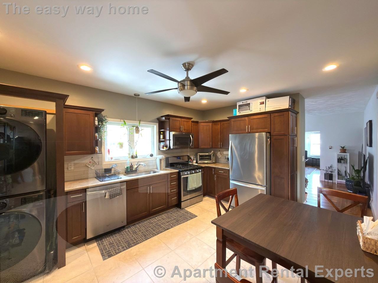 9 Amaranth Ave #1
