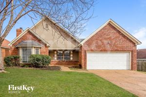 featured image of 4812 Barkshire Dr