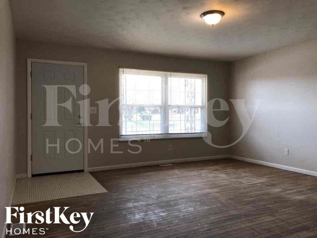 4420 Santa Fe Ct - Photo 2 of 13