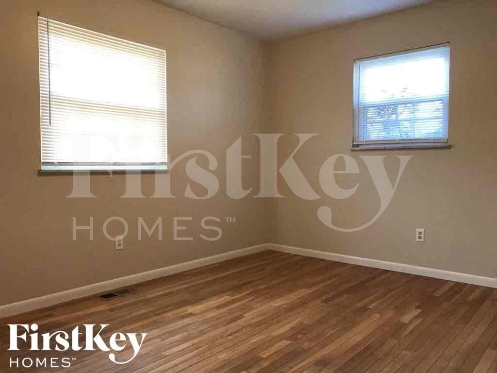 4420 Santa Fe Ct - Photo 7 of 13