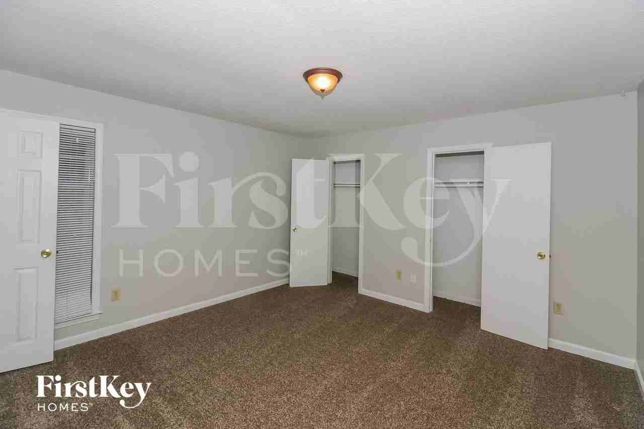 4100 Lacewood Dr - Photo 6 of 15