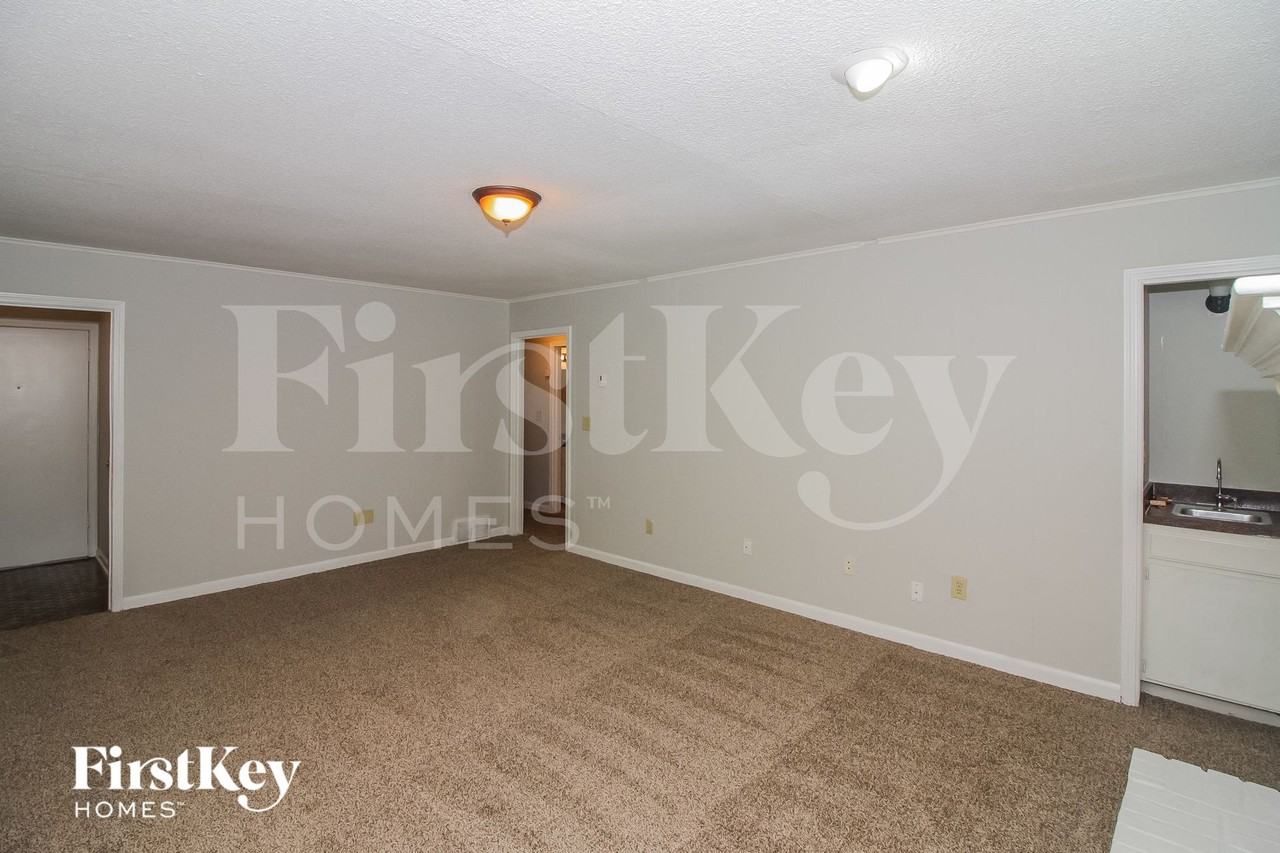 4100 Lacewood Dr - Photo 7 of 15