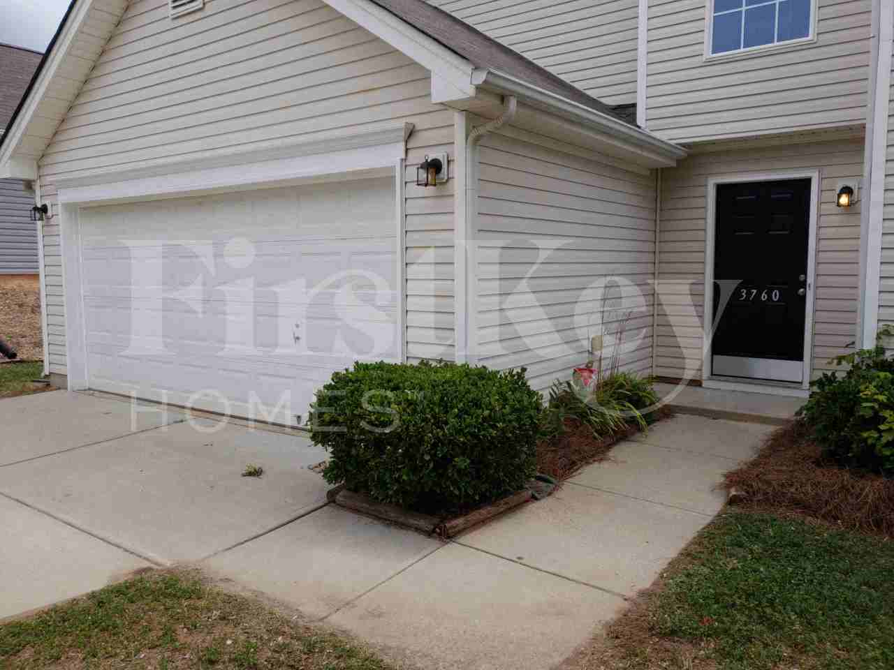 3760 Thornaby Cir - Photo 2 of 31