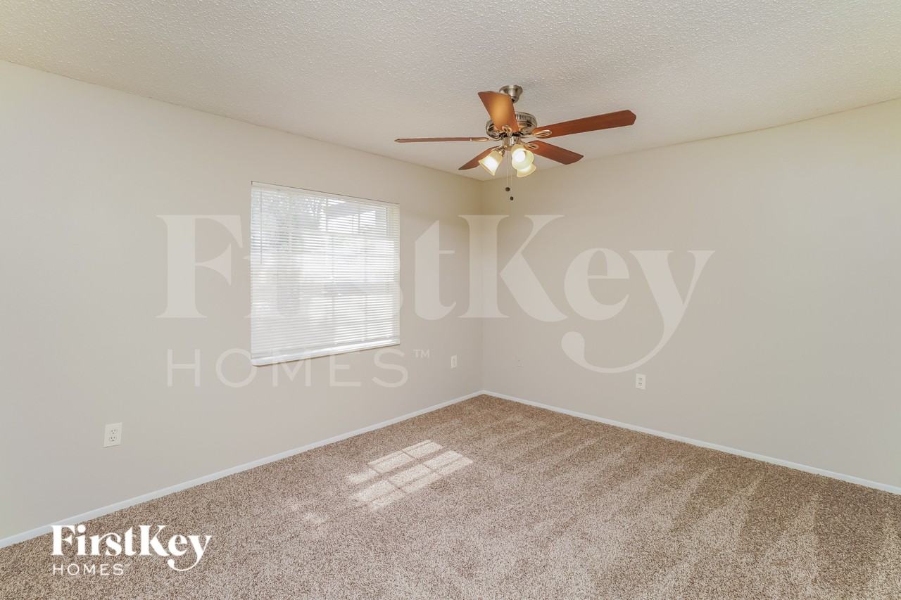 3753 Willow Wisp Dr N - Photo 7 of 15