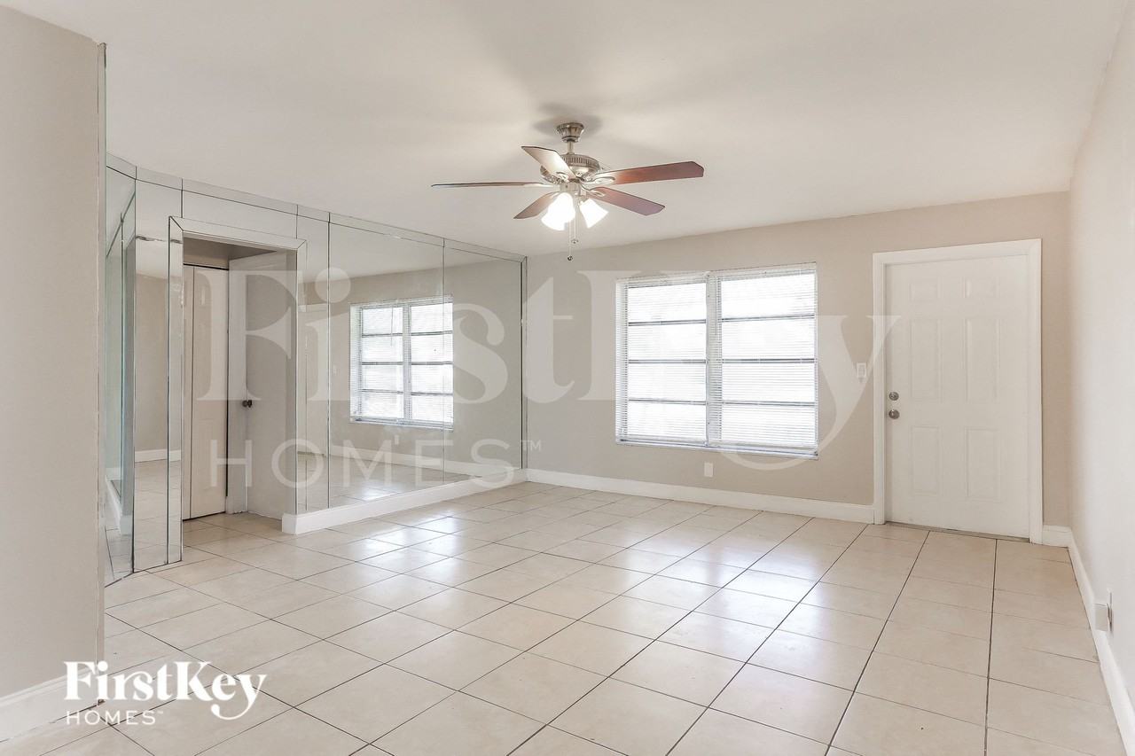 3751 Nwct - Photo 3 of 15