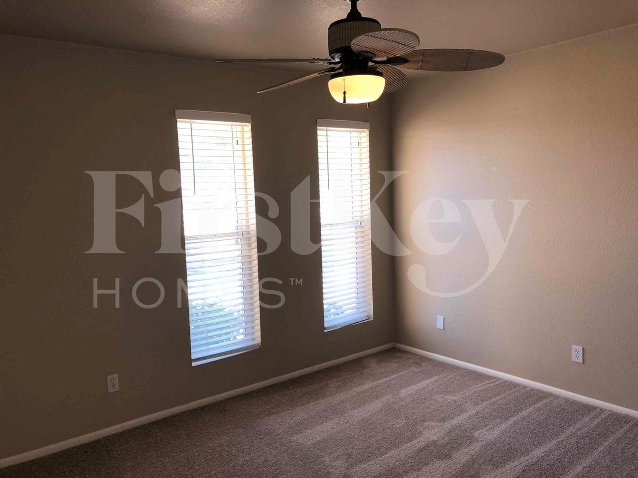 3672 W Windrose Dr - Photo 7 of 13