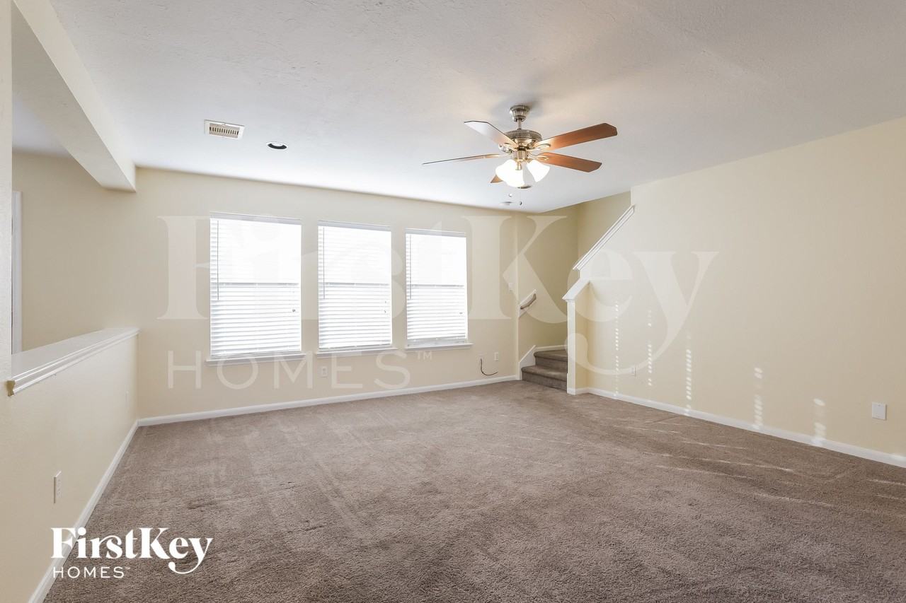 21363 Claretfield Ct - Photo 4 of 15