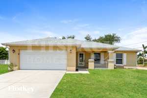 featured image of 2112 Ne 14th Ave